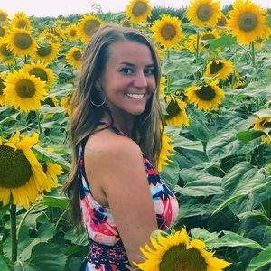 Meet your Posher, Lindsay